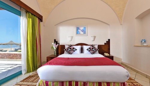 Habitación estándar con 1 cama doble o 2 individuales, 1 habitación, balcón, vistas al mar