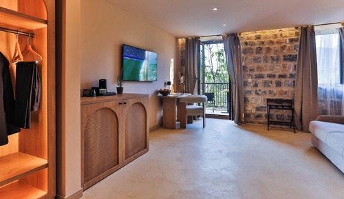 Suite junior, vistas a la piscina