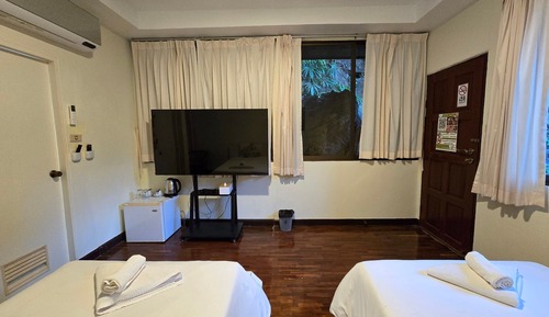 Habitación con 2 camas individuales