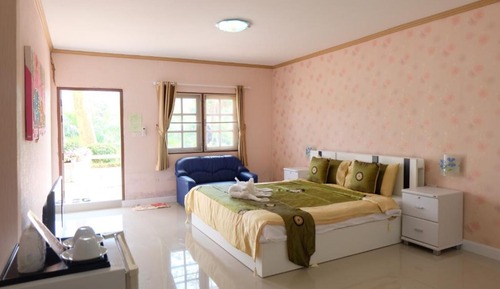 Estudio, 1 cama de matrimonio grande, vistas al río