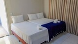 Triple Room, Non Smoking, Private Bathroom