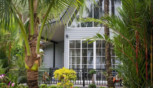 Villa superior, vistas al mar