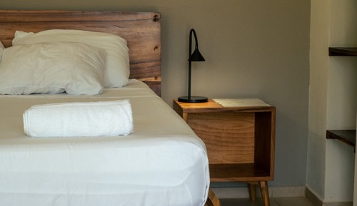 Habitación Deluxe, 1 cama de matrimonio, vistas parciales al mar
