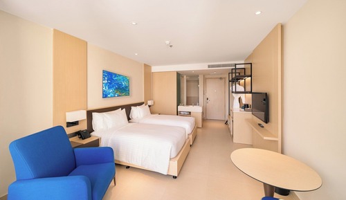 Habitación Deluxe con 2 camas individuales, balcón, vistas al mar