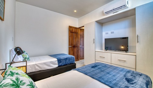 Apartamento familiar, 2 habitaciones, junto a la piscina