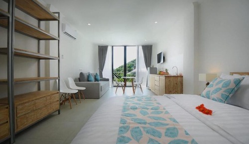 Suite estudio Confort, balcón, vistas a la ciudad
