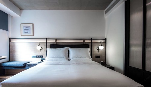 Habitación individual de diseño, 1 cama de matrimonio grande, no fumadores, vistas a la ciudad