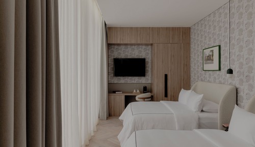 Balcony Urban View Double Bed