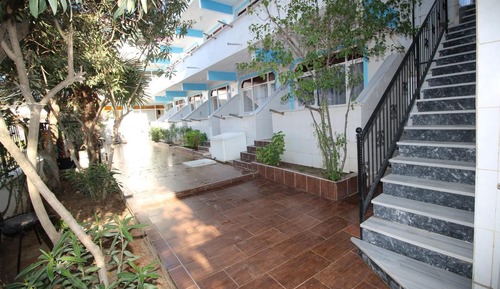 Apartamento estándar, balcón, vistas al jardín