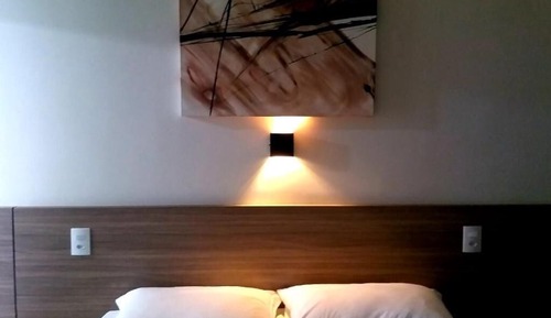 Habitación Deluxe con 1 cama doble o 2 individuales, vistas a la ciudad