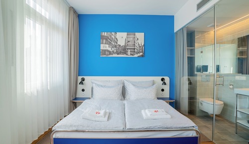 Habitación de diseño, 1 cama de matrimonio, vistas al patio
