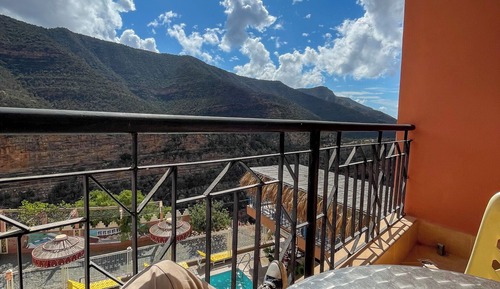 Habitación clásica doble, balcón, vistas a la montaña
