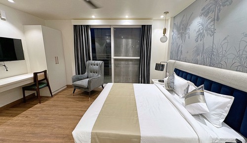 Habitación Premium con 1 cama doble o 2 individuales, balcón