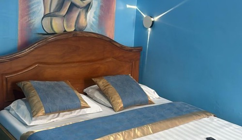 Estudio de lujo, balcón