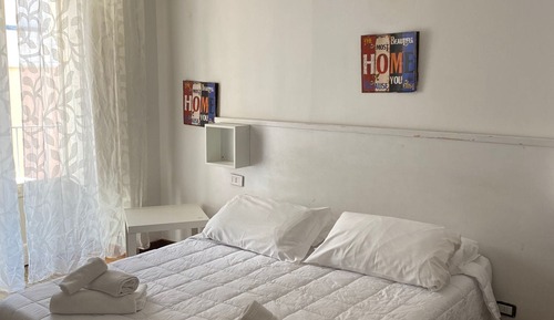 Habitación económica, balcón, vistas al patio