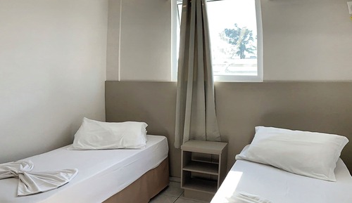 Habitación económica con 2 camas individuales