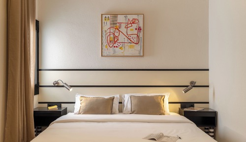 Habitación triple, vistas a la ciudad
