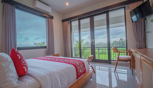 Villa familiar, 3 habitaciones, vistas a la piscina