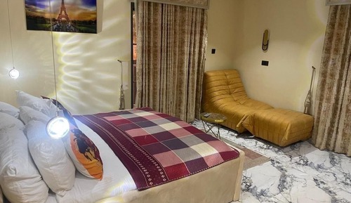 Apartamento, 2 habitaciones, balcón, vistas a la ciudad