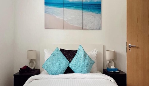 Apartamento, 2 habitaciones, sobre el agua