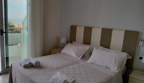 Habitación con 1 cama doble o 2 individuales