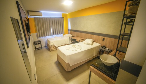 Habitación Confort con 1 cama doble o 2 individuales