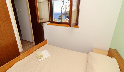 Casa (Holiday House Parive - One Bedroom Ho)