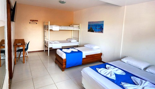 Habitación cuádruple familiar, baño privado