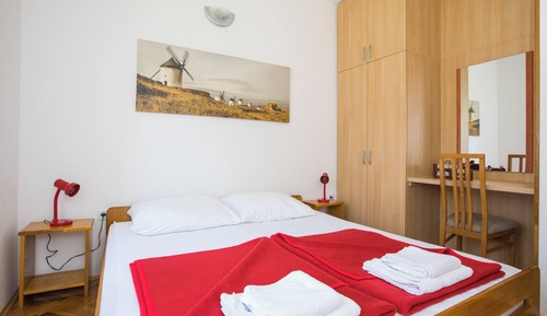 Apartamento (Apartments Vidak - One Bedroom Apartm)