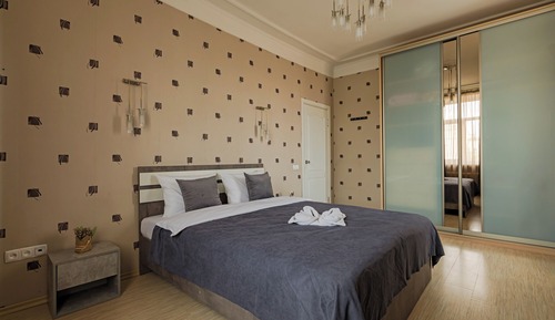 Comfort Apartment, Balcony, City View