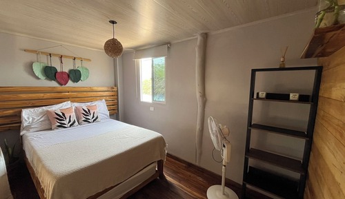 Habitación estándar doble, baño privado, junto a la playa
