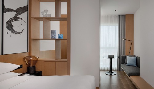Habitación estándar, 1 cama de matrimonio grande, vistas a la ciudad