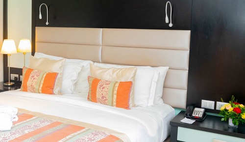Suite estudio junior, 1 cama de matrimonio