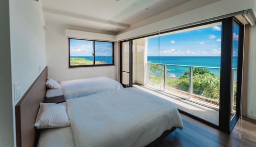 Villa ejecutiva, balcón, vistas al mar