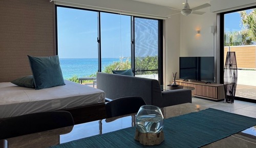 Villa de lujo, balcón, vistas al mar