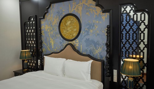 Union Suite