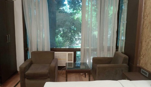 Habitación superior con 1 cama doble o 2 individuales