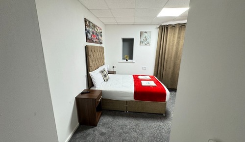 Habitación económica doble, 1 cama doble, no fumadores, sin ventanas