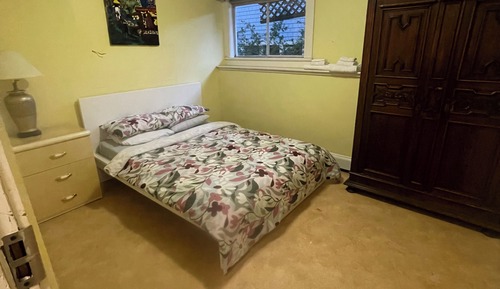Economy Suite