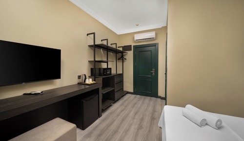 Standard Double or Twin Room, Balcony, City View