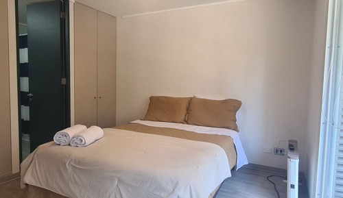 Habitación triple superior, 1 habitación, balcón, vistas a la ciudad