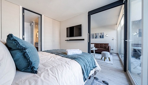 Habitación triple superior, 1 habitación, balcón, vistas a la ciudad