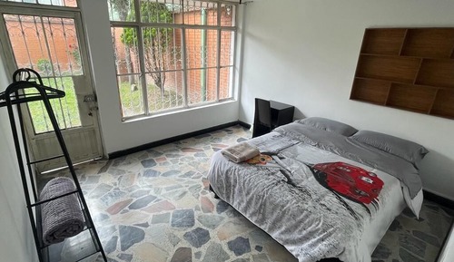 Habitación Confort con 1 cama doble o 2 individuales
