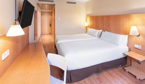Habitación con 2 camas individuales