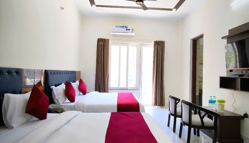 Habitación familiar (Ac With Balcony)