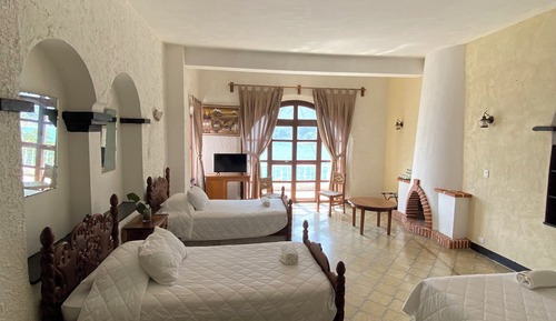 Habitación triple Deluxe, vistas al lago