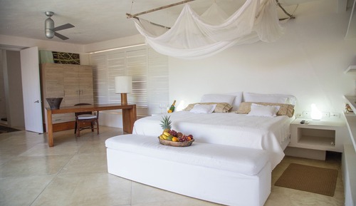 Suite Deluxe, 1 habitación, balcón, vistas parciales al mar