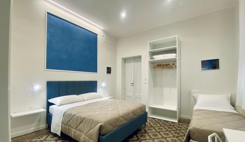 Habitación triple Confort, 1 cama de matrimonio, no fumadores, baño privado