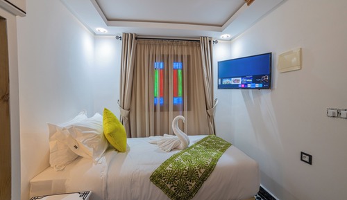 Habitación superior con 1 cama doble o 2 individuales