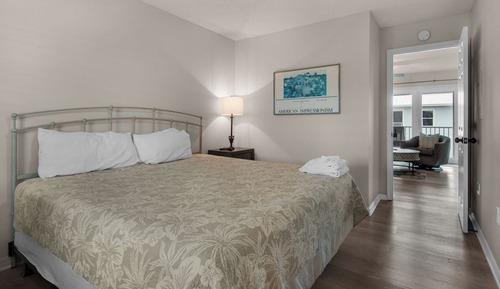 Apartamento, varias camas, balcón, vistas al mar (Beachside Villas 232)